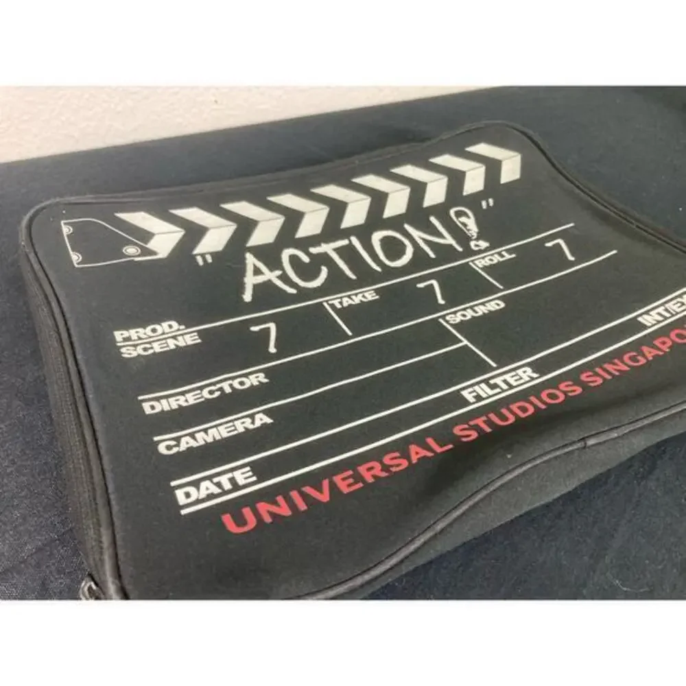 Universal Studios Singapore Movie Clapboard‎ Laptop Sleeve Padded Black